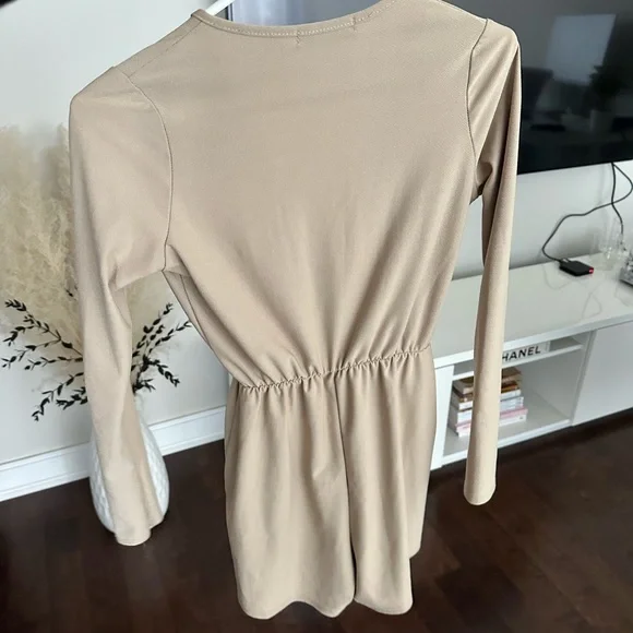 BEIGE ROMPER - Picture 3 of 5